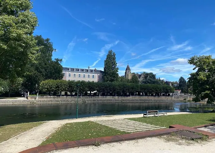 Bel Appartement Centre Ville De Vierzon